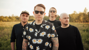 Image of Vans Warped Tour presents Hawthorne Heights